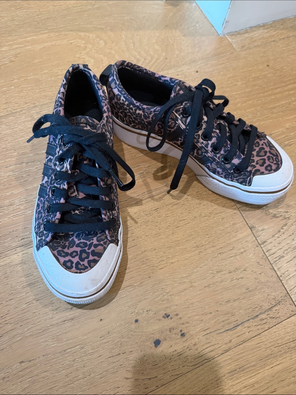 Adidas Leopard Print Low-Top Lace-Up Sneakers - Black/Brown